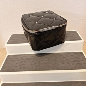 White House Black Market Black Patent Quilted Zip Around Travel Jewelry Case
